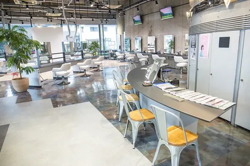 Crede hair’s 相田店