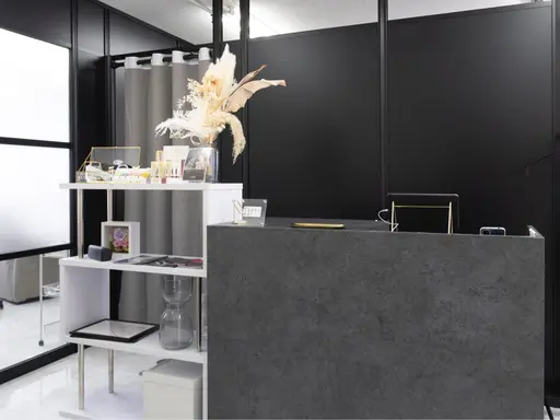 salon Laule'a nail&eyelash