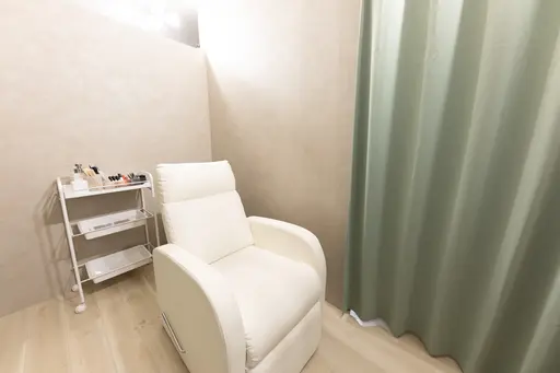 【アイブロウサロン・眉毛サロン】SMAU/スマユー恵比寿店《360度誇れる"まゆげ"を》