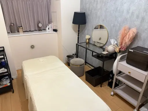 新大阪・梅田ストレッチ＆エステ Re:Body（リ・ボディ）（L'OM OSAKA 内）