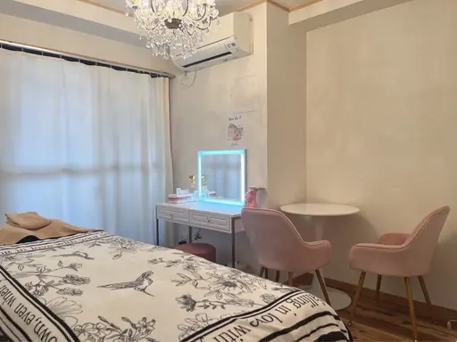 Salon dee F 心斎橋本店