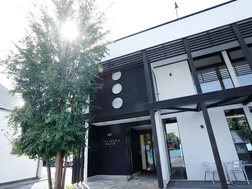 フェリシータ　リコルソ店