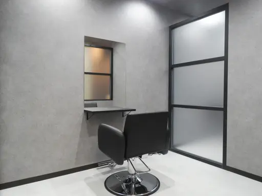 髪質改善個室サロンtrace by 8 浦和美容院