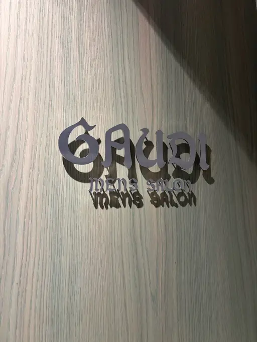 men's salon GAUDI 池袋店