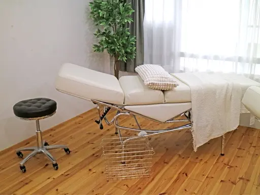 Anté salon（アンテサロン）