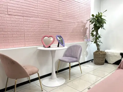 EST 大阪梅田 Extensions エクステ ブリーチ カラー