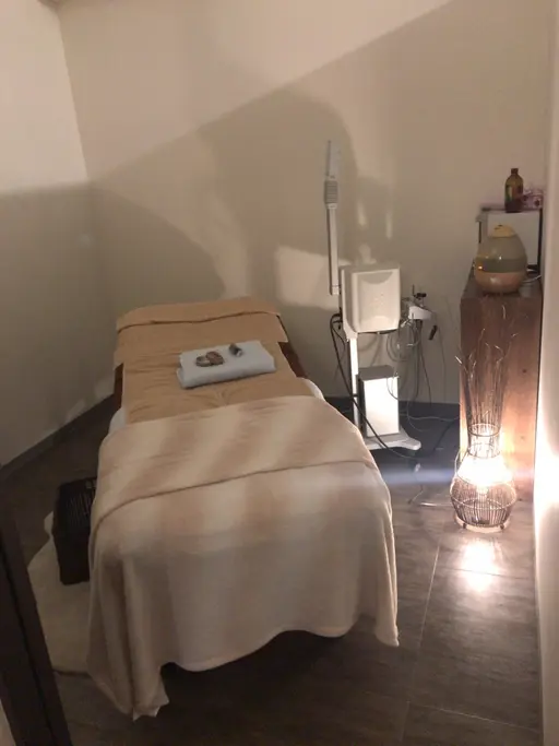 エミオールボーテ