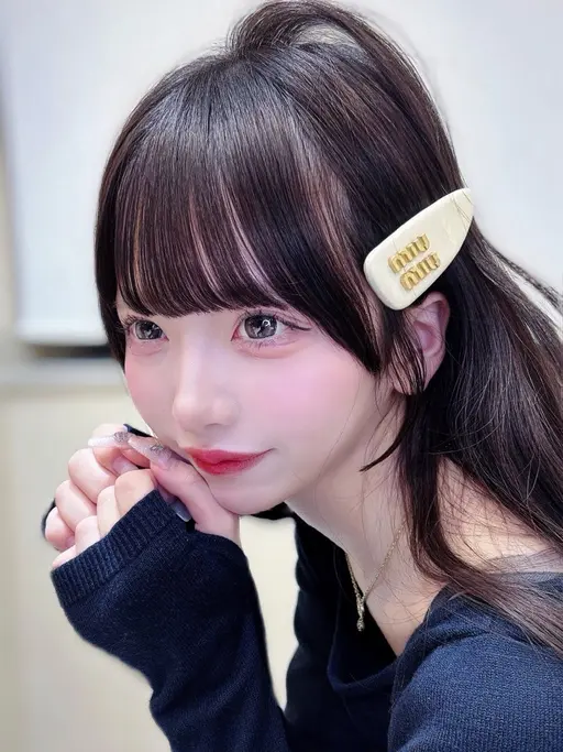 【❣️日曜限定❣️】可愛すぎる無料前髪顔周りカット　+1000円で高保湿トリートメント🫧と超音波アイロンつき