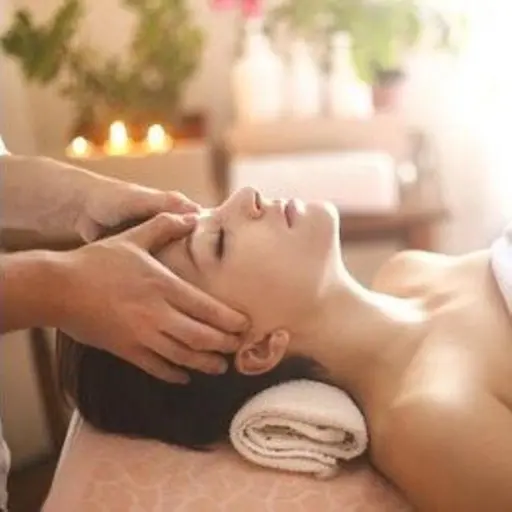 ✤ ドライヘッドスパ ✤ 50分 頭痛・肩こり・眼精疲労・リフトアップなどの効果あり✨