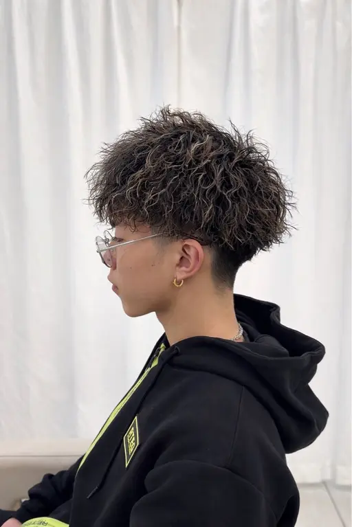 🥇人気No.2🥇似合わせカット×メンズパーマ×ホワイトメッシュ