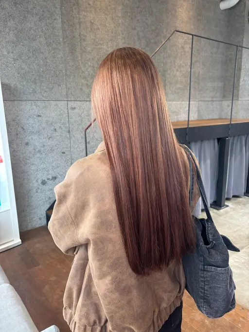 💎1月限定クーポン💎ブリーチ込みダブルカラー＋ダメージ補修トリートメント✮*｡ﾟ✨️