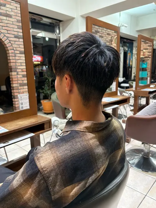 3/14(土)ご案内可能‼️🌿‬土日19:00~限定🌿メンズカット+シャンプー🫧