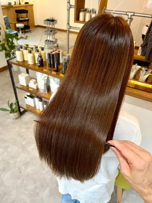 《1月限定》《4時間半》髪質改善縮毛矯正￥20500→￥10800  ロング料金別途¥1000​〜​