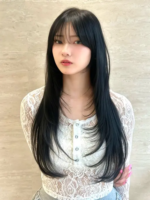 【🌟minimo限定🌟】トレンドレイヤーカット🥇➕艶髪カラー💎➕艶トリートメント🪞➕アウトバスプレゼント🎁