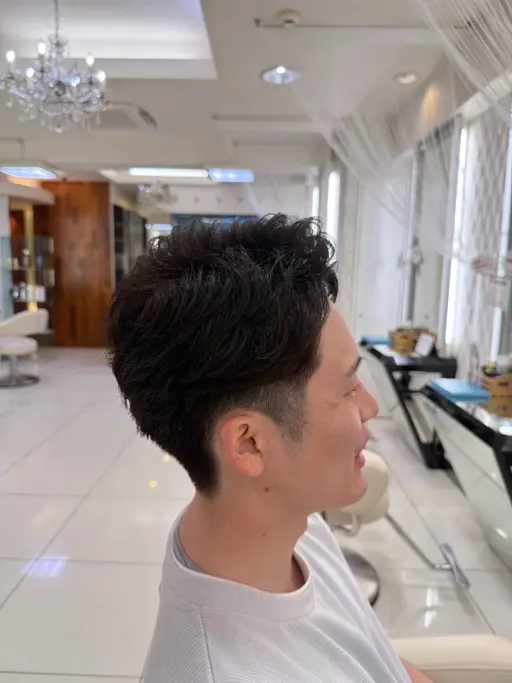 【1月今だけ限定‼️✨️】プラチナムカット＋似合わせパーマ🔥🔥