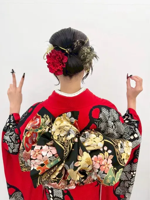 【卒業生限定🎓✨️】卒業式ヘアアレンジ🌸