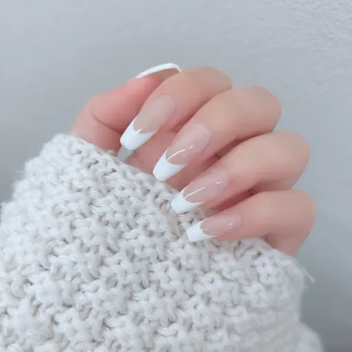 ハンドネイル フレンチネイル（オフあり）🌼¥990  口コミ記入で2回目以降も予約OK🙆🏽