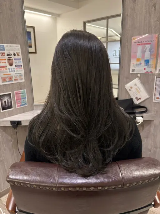 急募❗️1月15日（木）限定2,000円で顔まわり3センチのレイヤーカット+1万円コースの超音波トリートメントorカラー