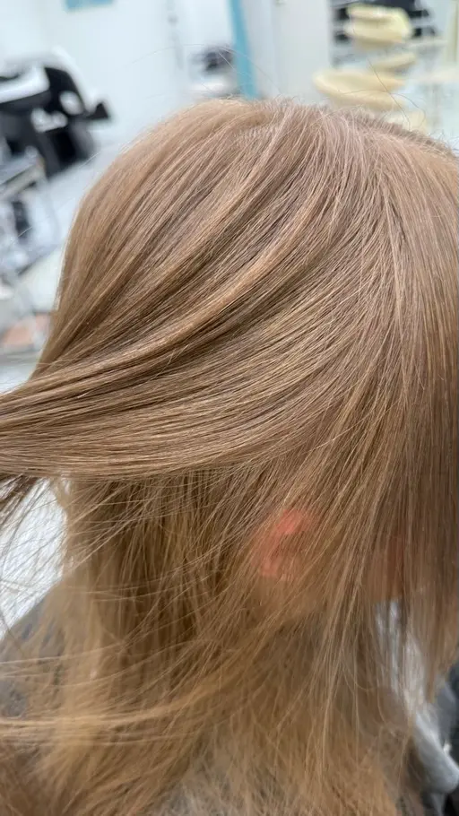 ダブルカラー(全頭ブリーチ+オンカラー)+トリートメント