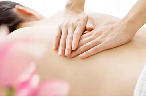 🌷4月限定モニター募集🌷 【背中​〜​肩首】スウェディッシュマッサージお試し30分