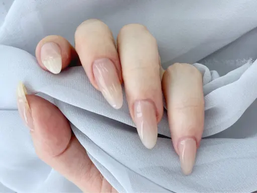 期間限定❣️チップを使わないスカルプ1カラーorグラデーション💅　　　　(＊オフ代1000円)