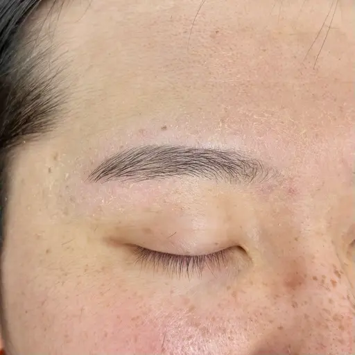 🫐メンズ限定🫐アイブロウモデル(wax脱毛)所要時間80分前後⚠️2/26(木)17:00​〜​の枠のみ⚠️