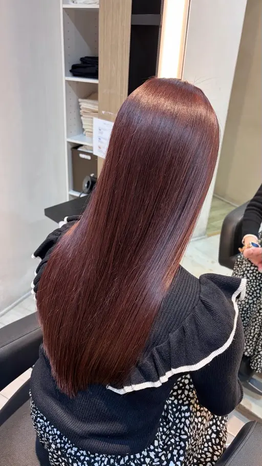 高校卒業生様必見‼️【髪質改善レベルケア☁*°】メンテナンスカット＋ケアカラー ＋ うるおいトリートメント🎀