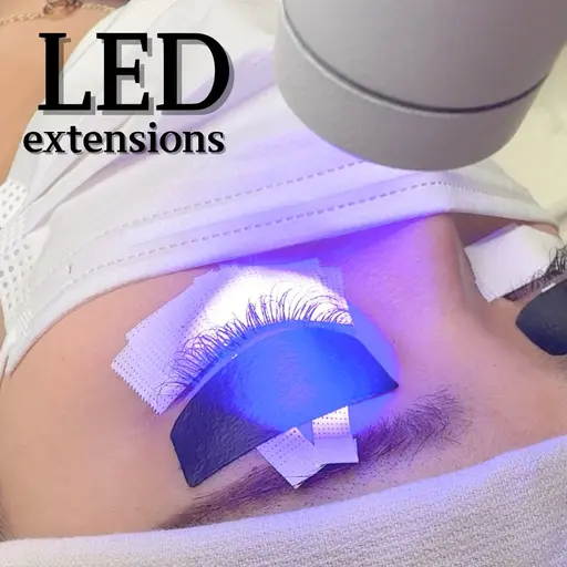 《1月限定》🎍新春クーポン🎍LEDマツエク上下付け放題✨