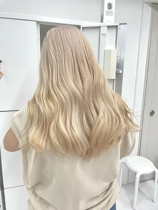 ブリーチ＋カラー＋トリートメント👩‍🚀🚀💫