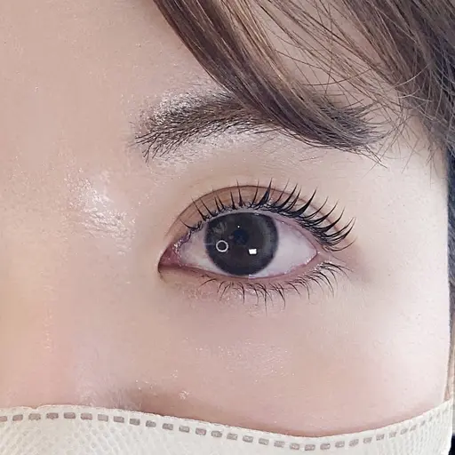 【現在モデル募集はございません】まつげパーマ上下+バラつきリセット美容液