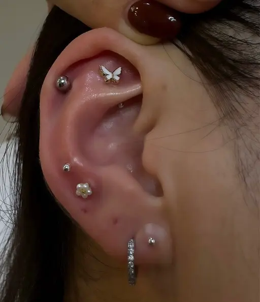 【✨オシャレと健康のお手伝い✨】耳つぼジュエリー💎🎀¥2980