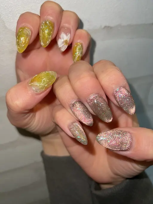 ミニモ限定価格‼️やり放題(画像持ち込みOK！2h以内に収まるデザイン　ストーン５粒　)パラジェル使用💅