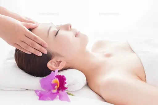 🌟【2名様限定】ドライヘッドスパ&オイルリンパマッサージ💆‍♀️パチパチはじける炭酸スプレー付🫧70分コース