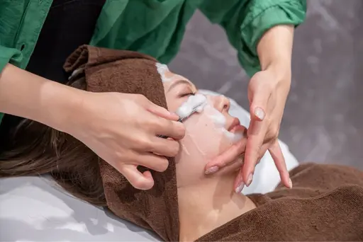 美肌フェイシャルシェービング&うなじシェービングCCクリームお仕上げ✨💆🏻‍♀️