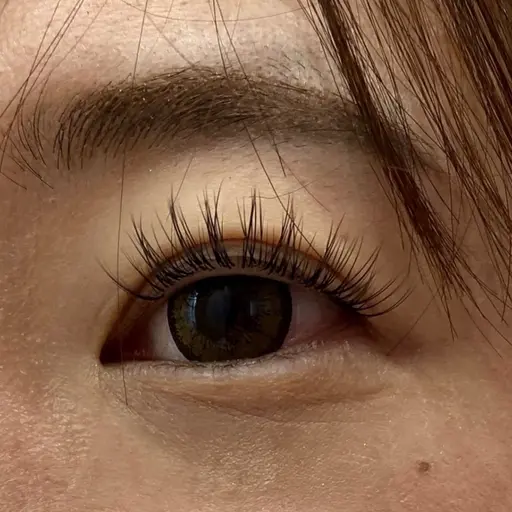 🤍ダブルフラットラッシュ100束🤍オフ別途¥500⚠️エクステが残っている場合はオフ必須【所要時間約1時間45分】