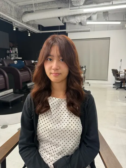 レイヤーカット＋コテ巻き風デジタルパーマ🤍