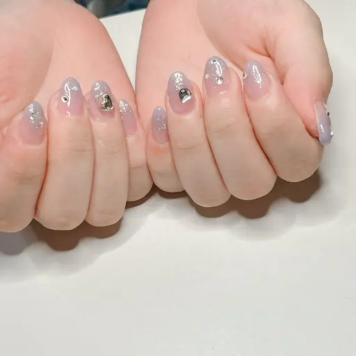 ミニモ限定流行りのマグネットネイルが2500円！？