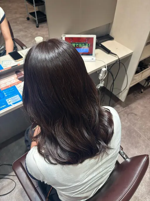 カット➕ナチュラルカラー✂️🧸 ⚠️受付時間は10時と17時30分のみとなります