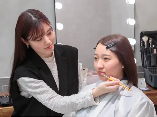 パーソナルカラー診断&似合わせメイク&ヘアスタイリング【撮影あり】