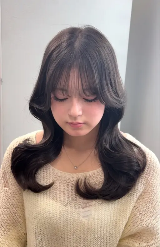 韓国レイヤーカット＋艶カラー