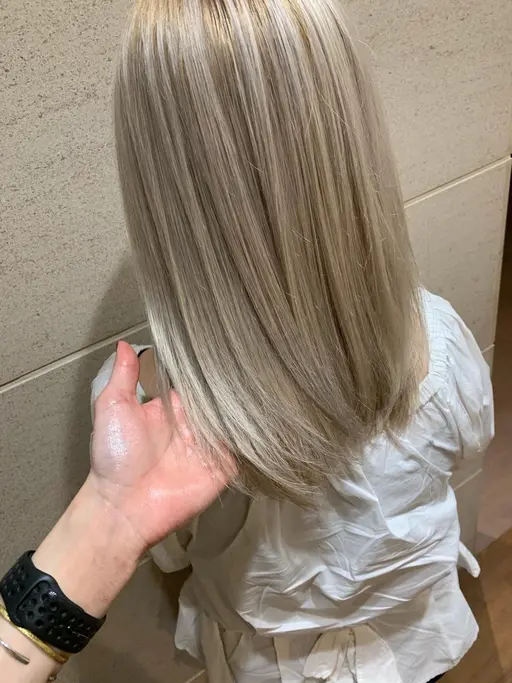 🫧ブリーチカラーで⚡️ハイトーン⚡️や透明感🫧をしっかり色味の表現したい方はお任せください✨