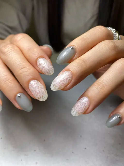 【90分アート】シンプル/ニュアンスデザインの2​〜​3本アート🎨ご相談の上おまかせにて最善の可愛さを✴︎🪐