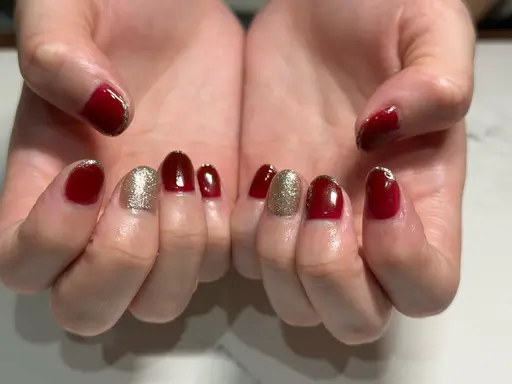 ハンドネイル💅ワンカラー ラメ  フレンチ(オフ込み)