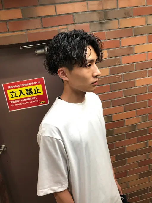 【12月25日クリスマス限定メニュー🎄】カット+パーマ（ツイスパ、波巻き、スペインカール何でも○）💫