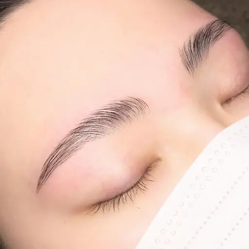 《ブロウリフト》☆wax脱毛《beforeafterの撮影をお願いします》