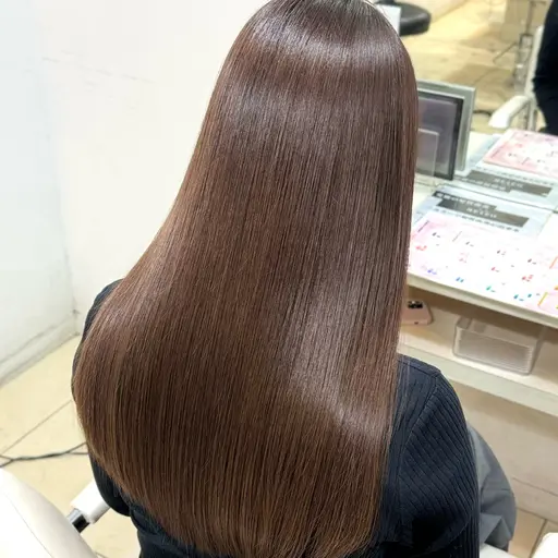 【秋服、冬服に合う髪色へ👗💞】特別価格✨カット➕髪質改善カラー➕髪質改善トリートメント¥5500(ロング料金別)