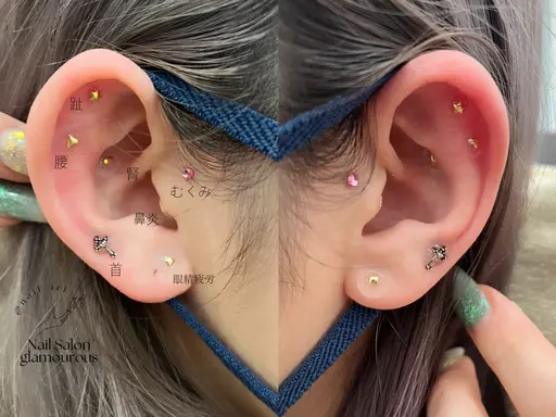 耳ツボジュエリー💎両耳12粒まで(片耳6粒)