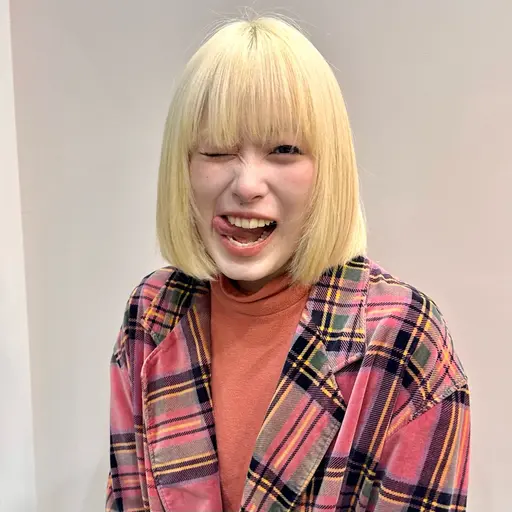 《ご新規様限定🏵️モニターモデル様》似合わせカット＋ブリーチカラー✨