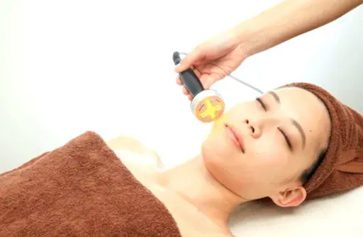 フォースカッター小顔フェイシャル80分　¥12000→¥7800