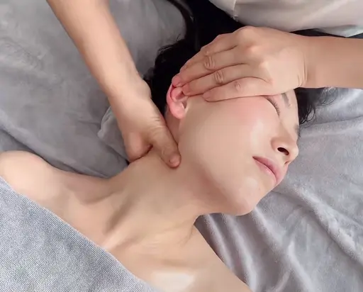 人気［小顔］ハンドマッサージ+超音波💕小顔➕リフトアップ💕効果長持ち✨ 45分
